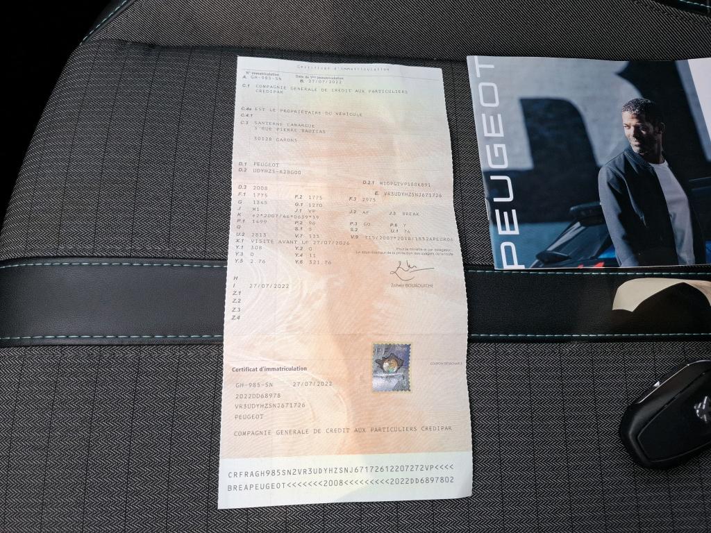 Peugeot 2008 BlueHDi 130 S&S EAT8 Allure Pack 2022