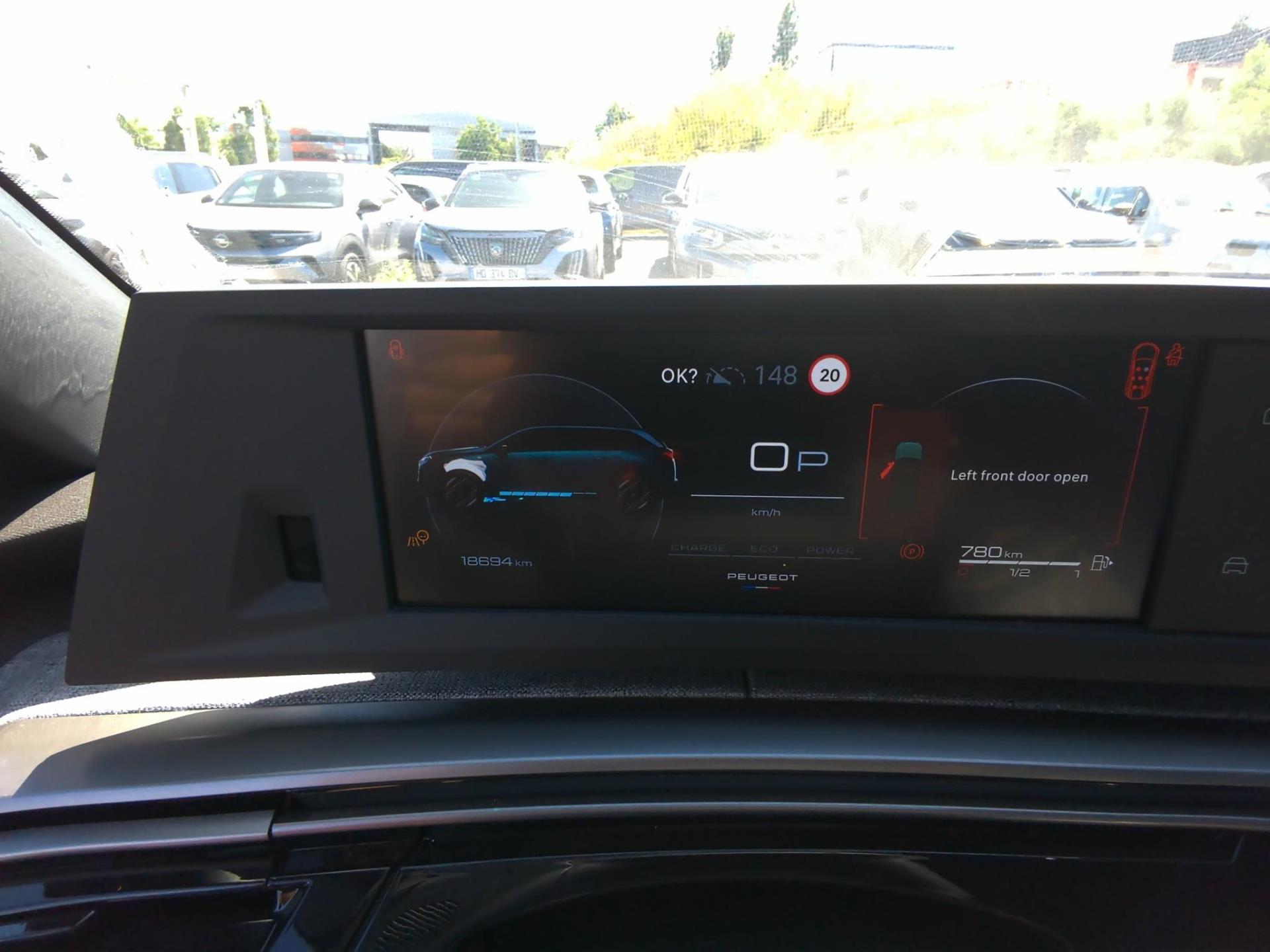 Peugeot 5008 Hybrid 145 ch e-DCS6 Allure 2025