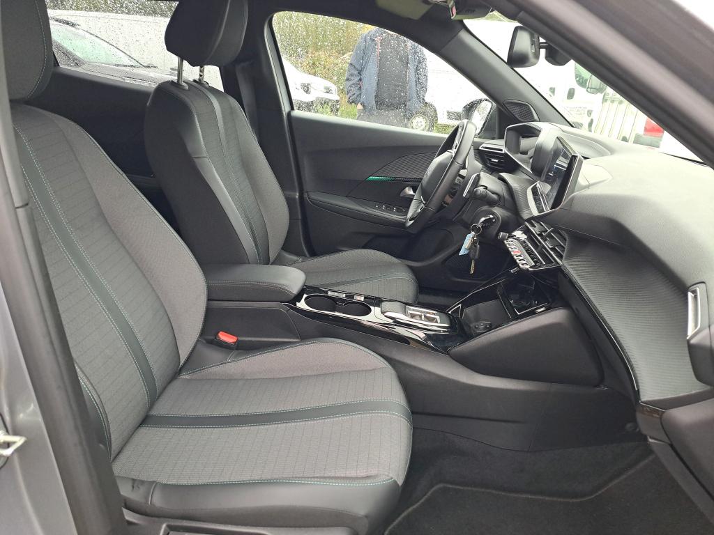 Peugeot 2008 PureTech 130 S&S EAT8 Allure Pack 2022