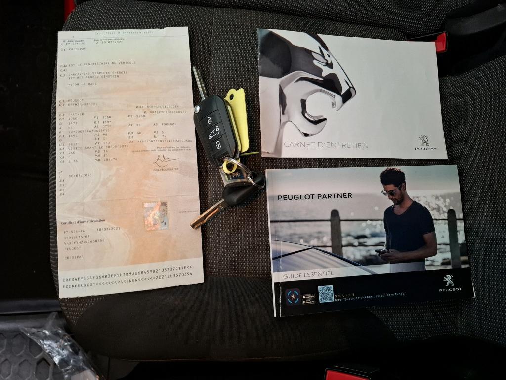 Peugeot PARTNER FOURGON STANDARD 650 KG BLUEHDI 130 S&S EAT8 PREMIUM 2021
