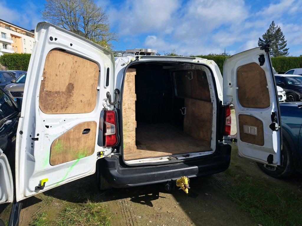 Peugeot PARTNER FOURGON STANDARD 650 KG BLUEHDI 100 S&S BVM5 PREMIUM 2020