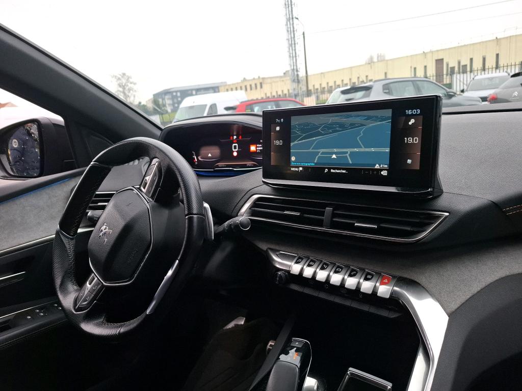 Peugeot NV 3008 SUV
