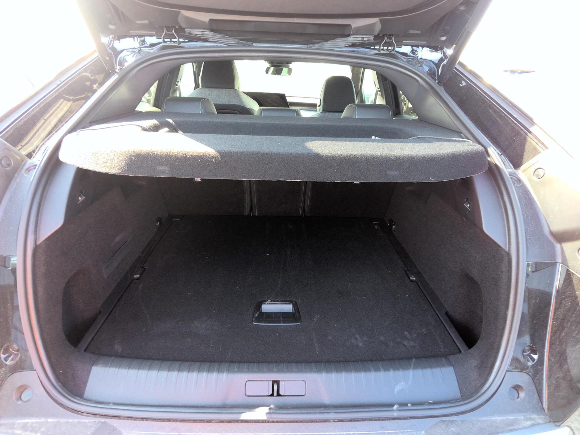 Peugeot 3008 Hybrid 145 e-DCS6 GT 2025