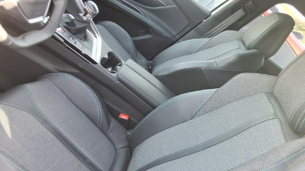 Foto Peugeot 5008 11