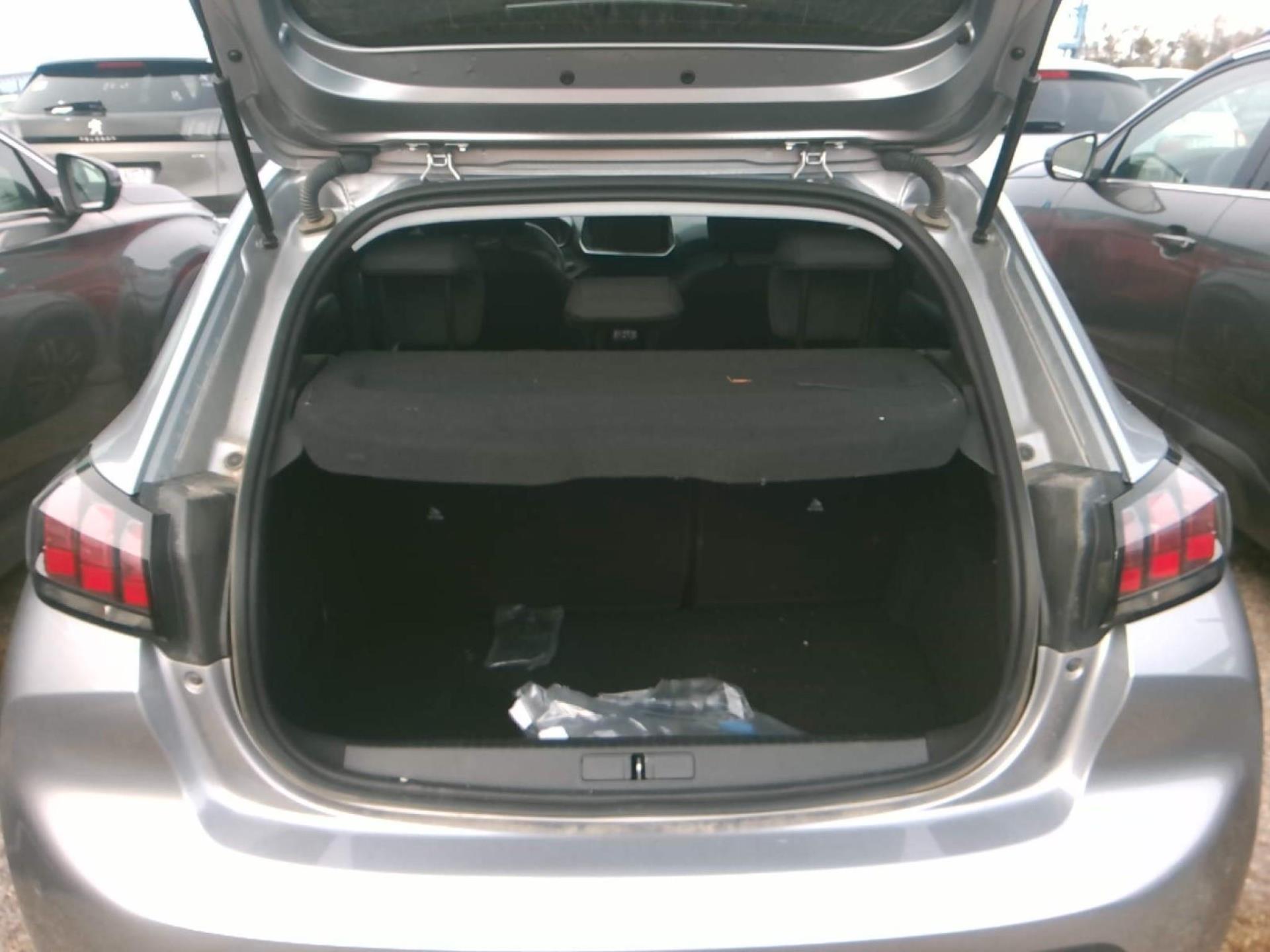 Peugeot 208 II