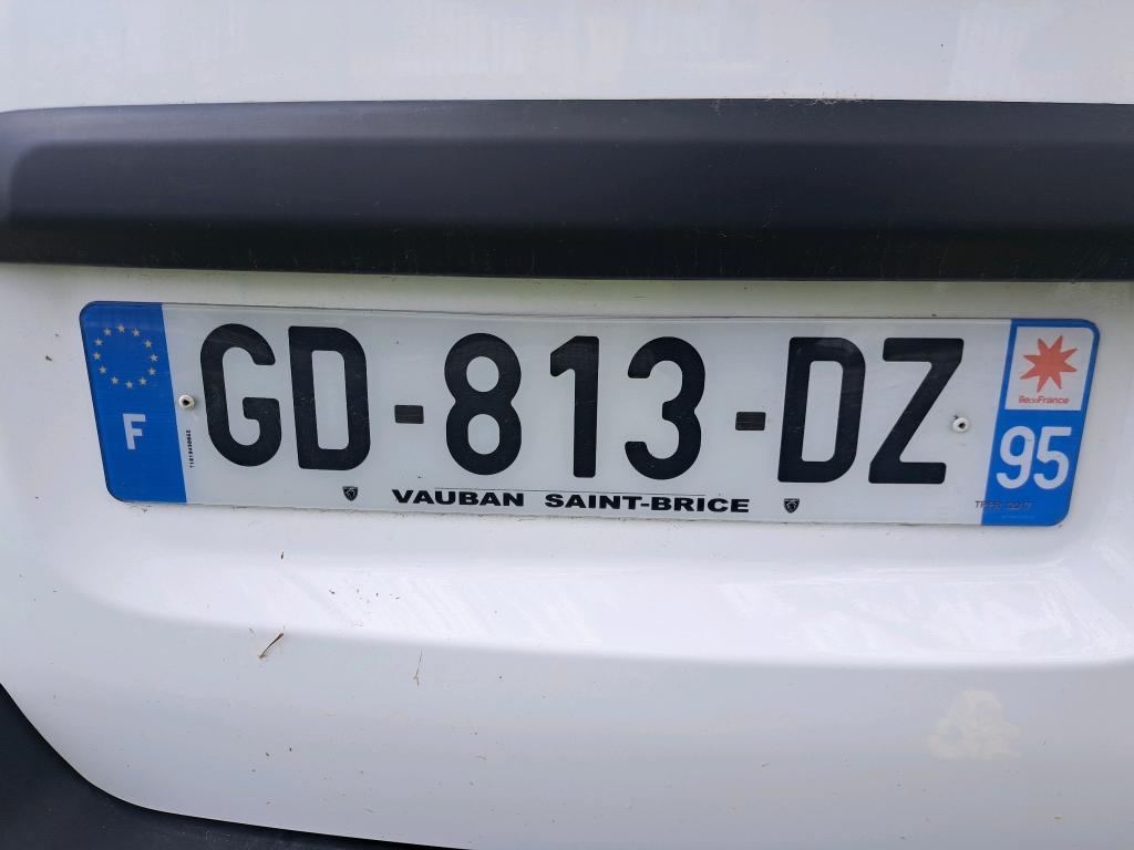 Peugeot EXPERT FGN TOLE STANDARD 2.0 BLUEHDI 120 S&S EAT8 ASPHALT 2021