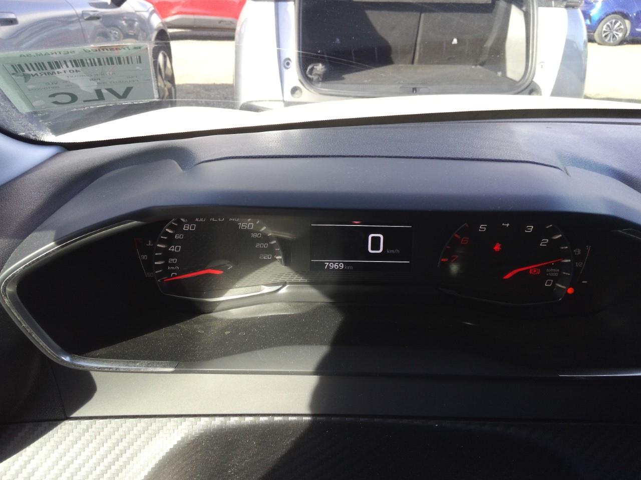 Foto Peugeot 208 10