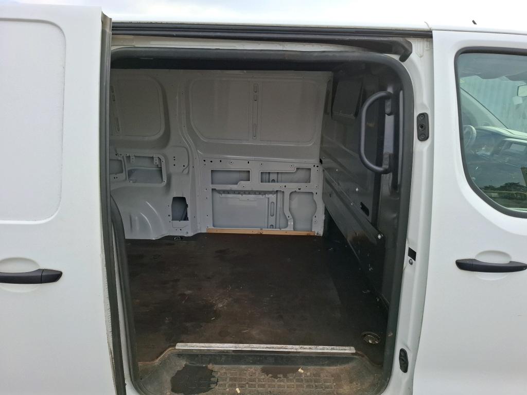 Peugeot EXPERT FGN TOLE STANDARD 2.0  BLUEHDI 120 S&S BVM6 PREMIUM 2019
