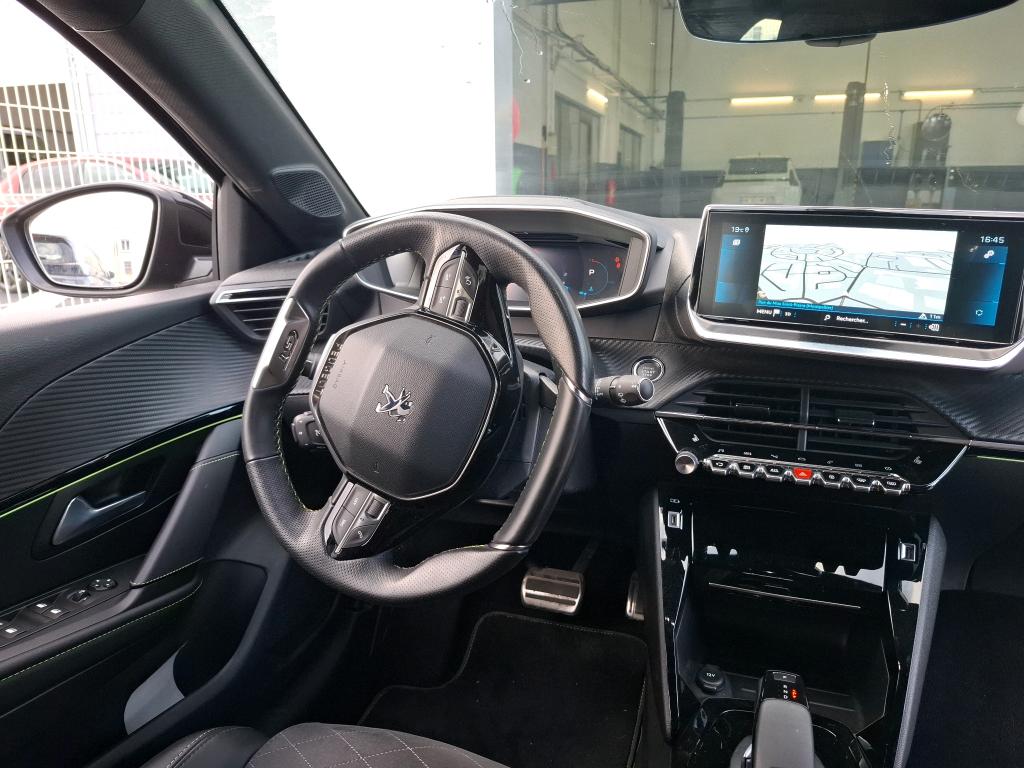 Peugeot 208 PureTech 100 S&S EAT8 GT Pack 2021