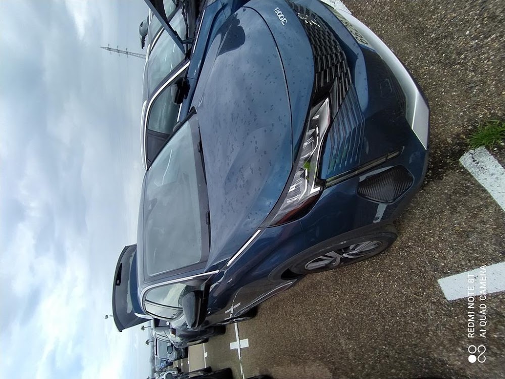 Foto Peugeot 3008 Hybrid 7