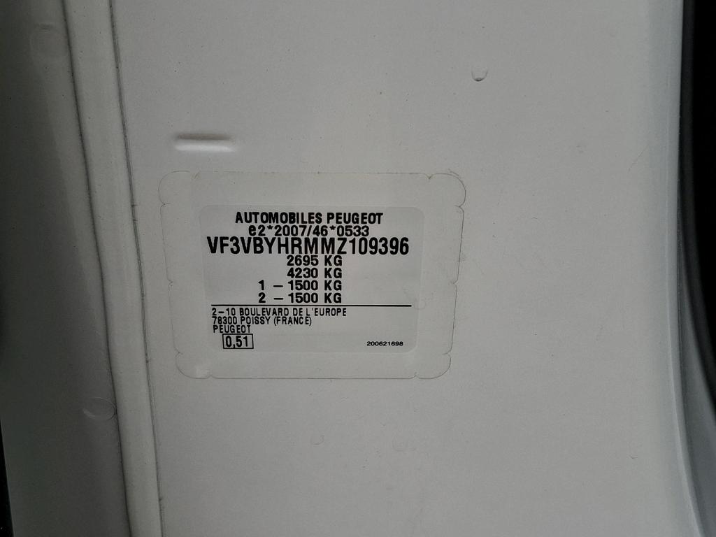 Peugeot EXPERT FGN TOLE STANDARD BLUEHDI 100 S&S BVM6 PREMIUM 2021