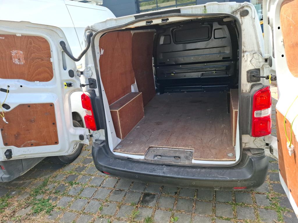 Peugeot EXPERT FGN TOLE STANDARD 2.0 BLUEHDI 120 S&S BVM6 PREMIUM 2020