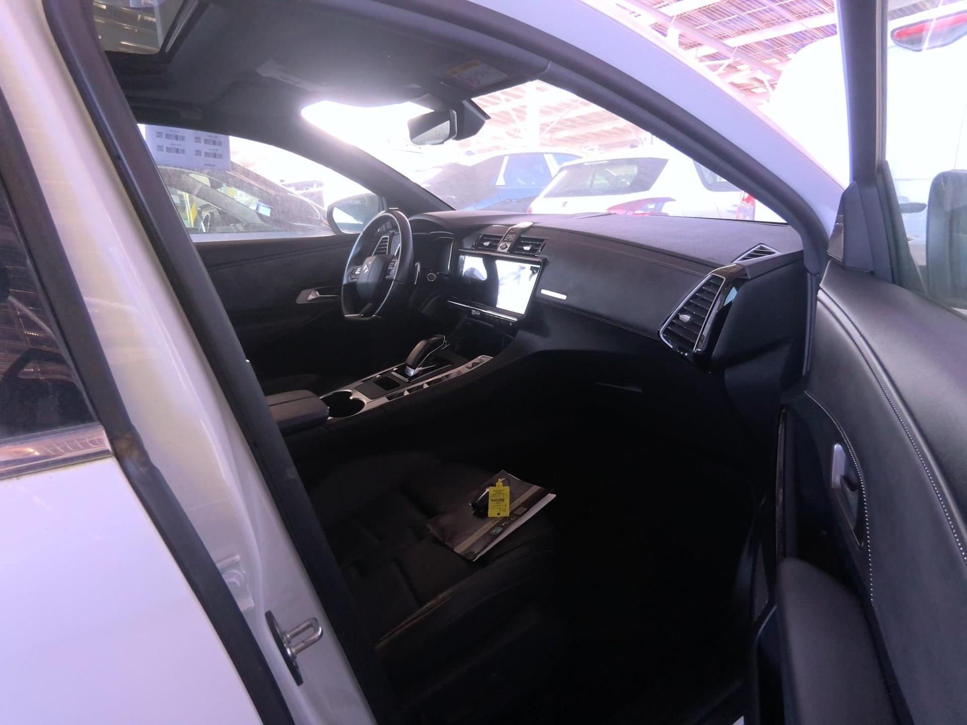 DS DS7 Crossback Hybride E-Tense 300 EAT8 4x4 Rivoli 2022