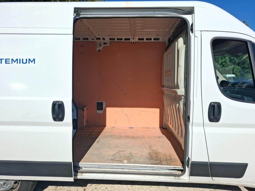 Peugeot BOXER TOLE 333 L2H2 BLUEHDI 120 S&S PREMIUM 2021