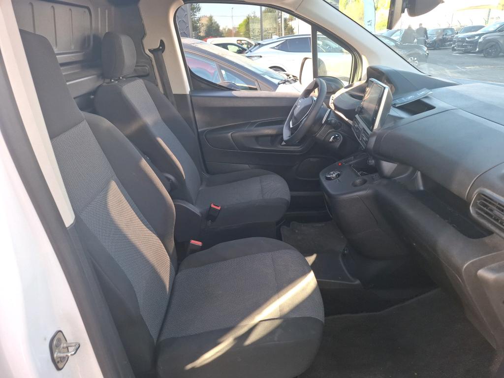 Peugeot PARTNER FOURGON STANDARD 650 KG BLUEHDI 130 S&S EAT8 ASPHALT 2021