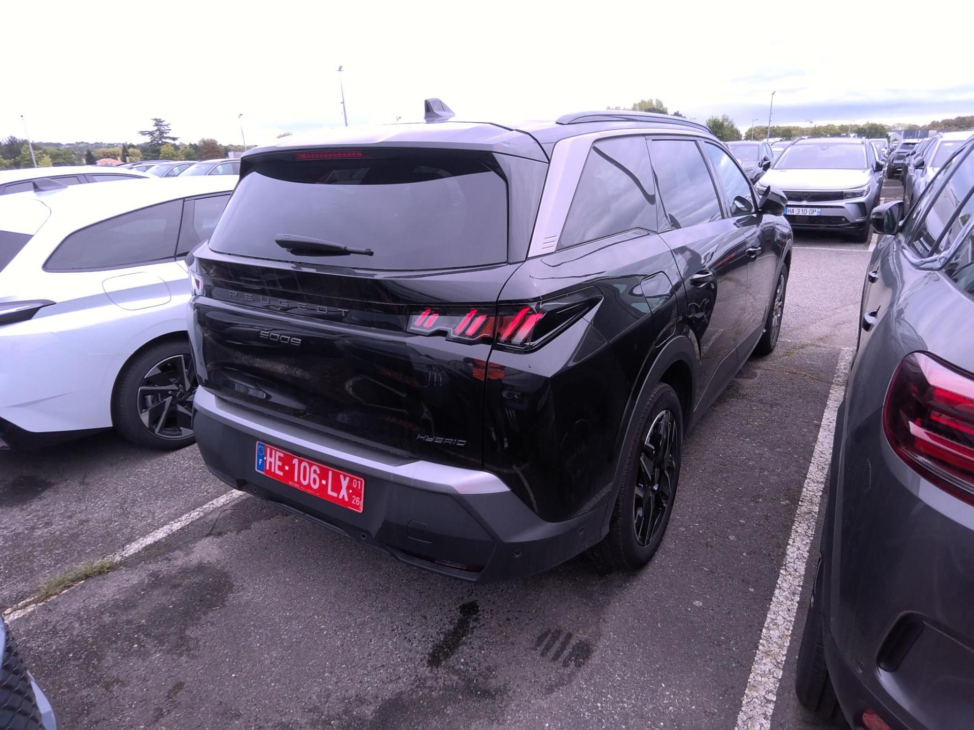 Peugeot 5008 Hybrid 145 ch e-DCS6 Allure 2025