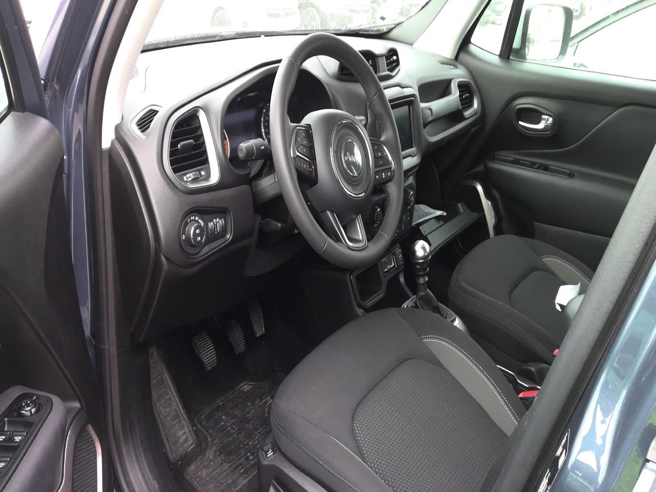 Foto Jeep Renegade 3