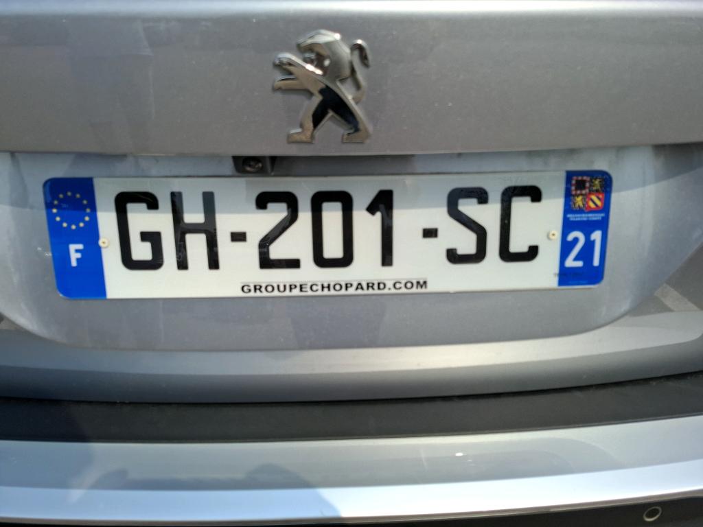 Peugeot 2008 PureTech 130 S&S EAT8 Style 2022