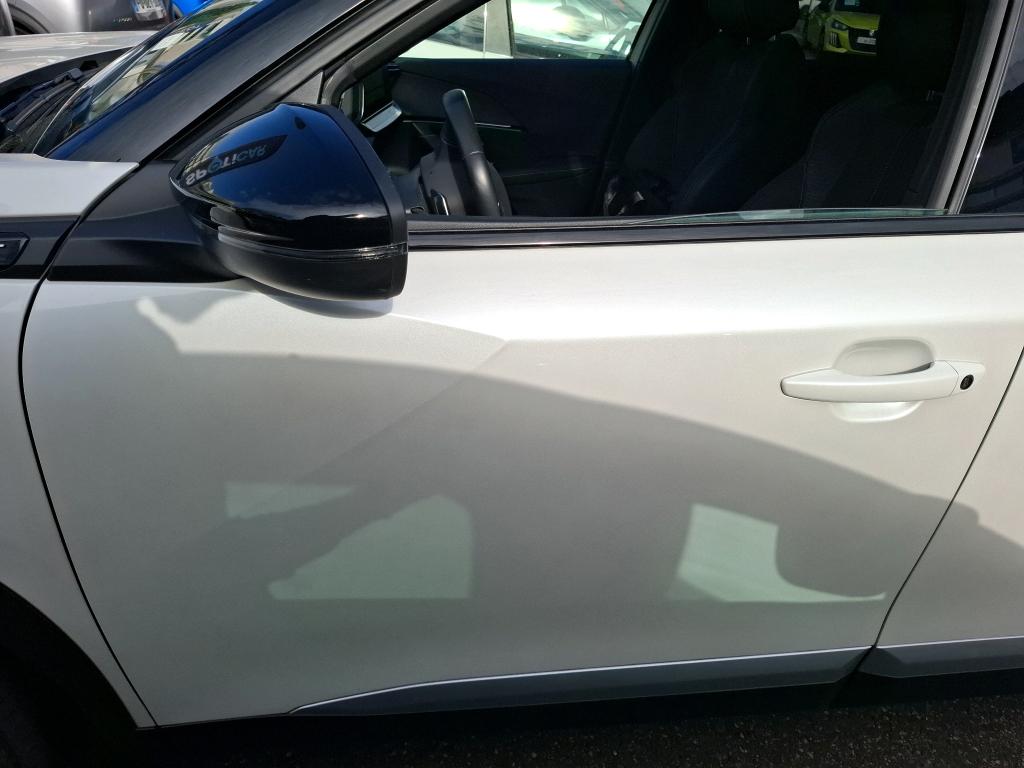 Peugeot 2008 PureTech 130 S&S EAT8 GT 2022