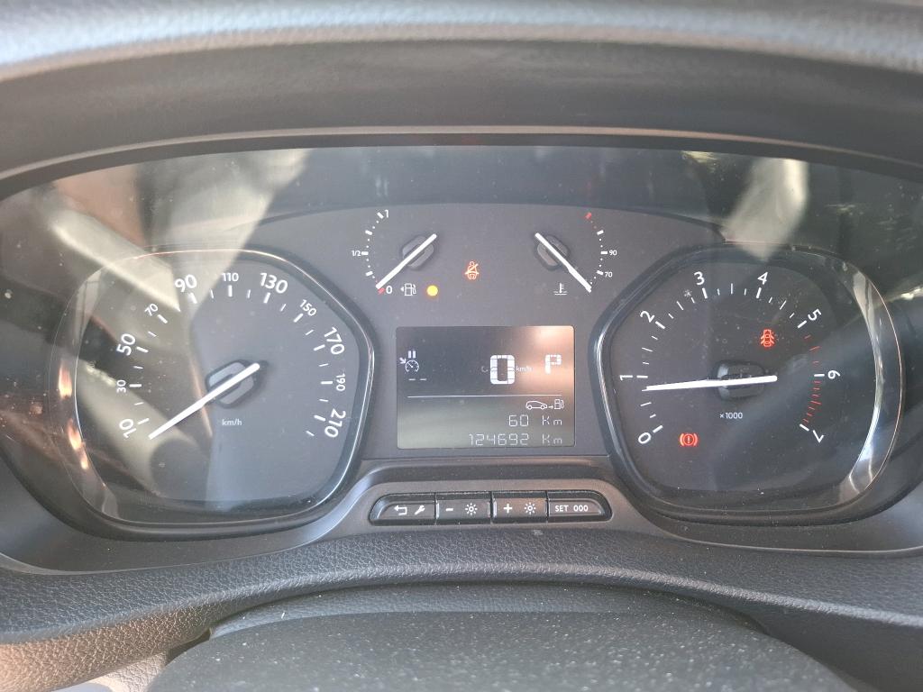 Peugeot EXPERT FGN TOLE STANDARD BLUEHDI 120 S&S EAT8 PREMIUM 2021