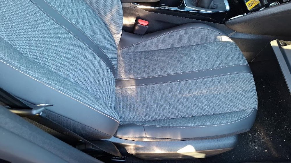 Foto Peugeot 208 15