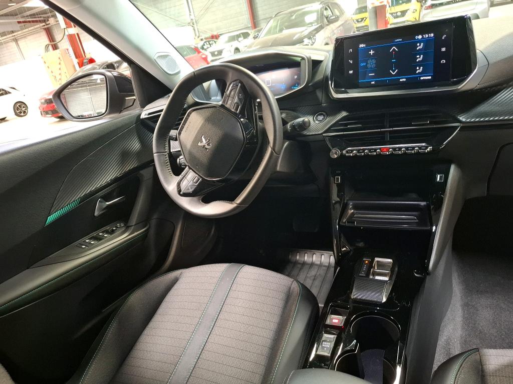 Peugeot 2008 PureTech 130 S&S EAT8 Allure Pack 2022