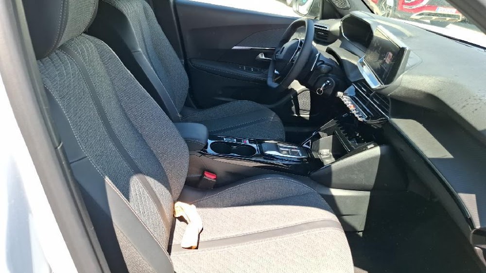 Foto Peugeot 2008 12