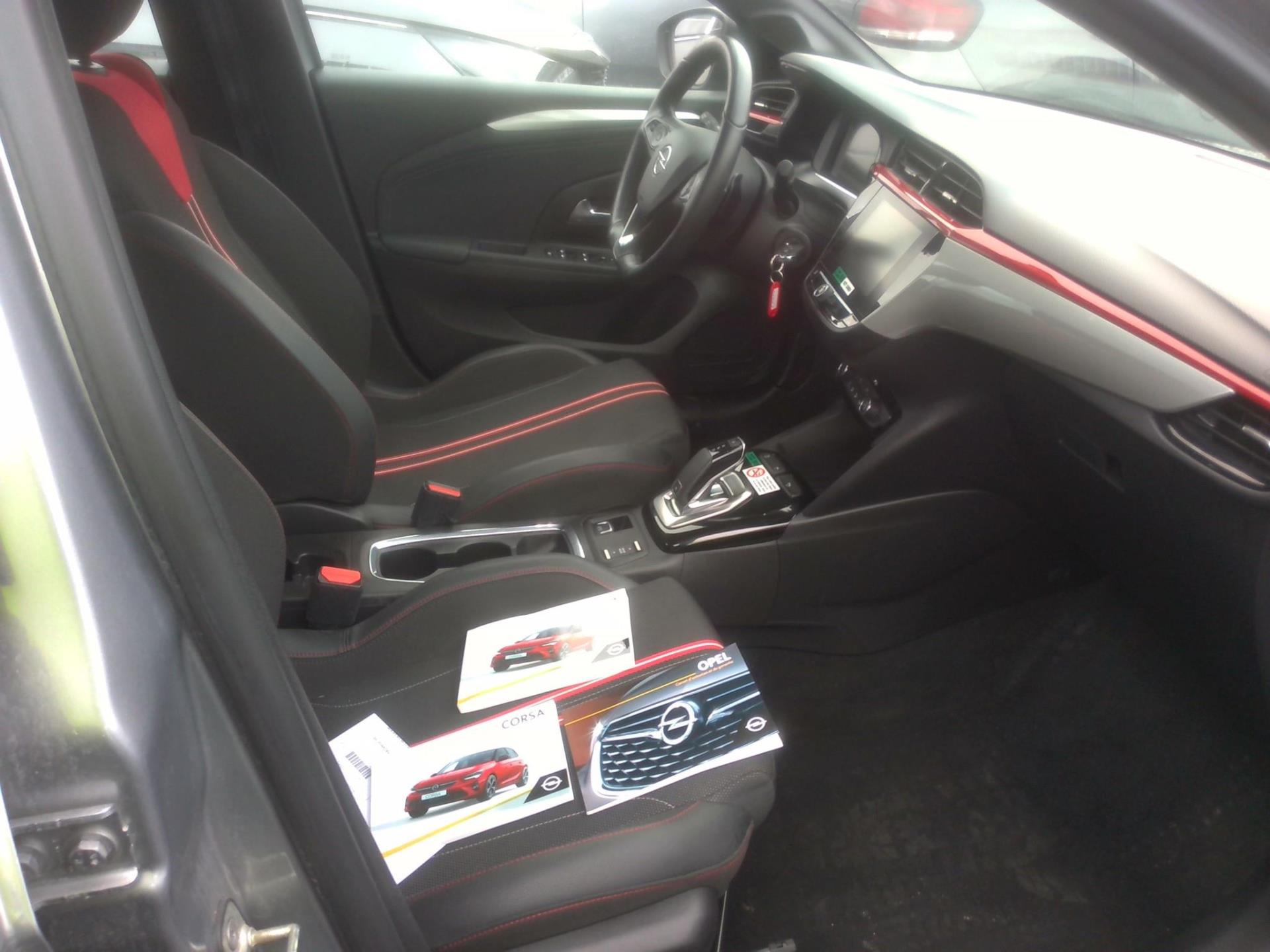 Opel Corsa 1.2 Turbo 100 ch BVA8 GS Line 2021