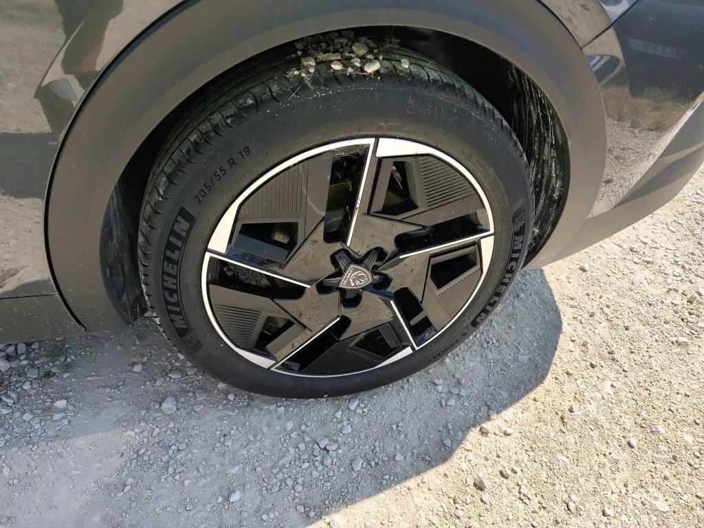 Peugeot 408 PHEV 225 e-EAT8 Allure Pack 2023