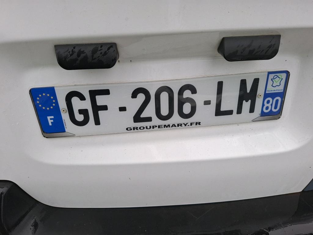 Peugeot EXPERT FGN TOLE STANDARD 1.5 BLUEHDI 120 S&S BVM6 PREMIUM 2022