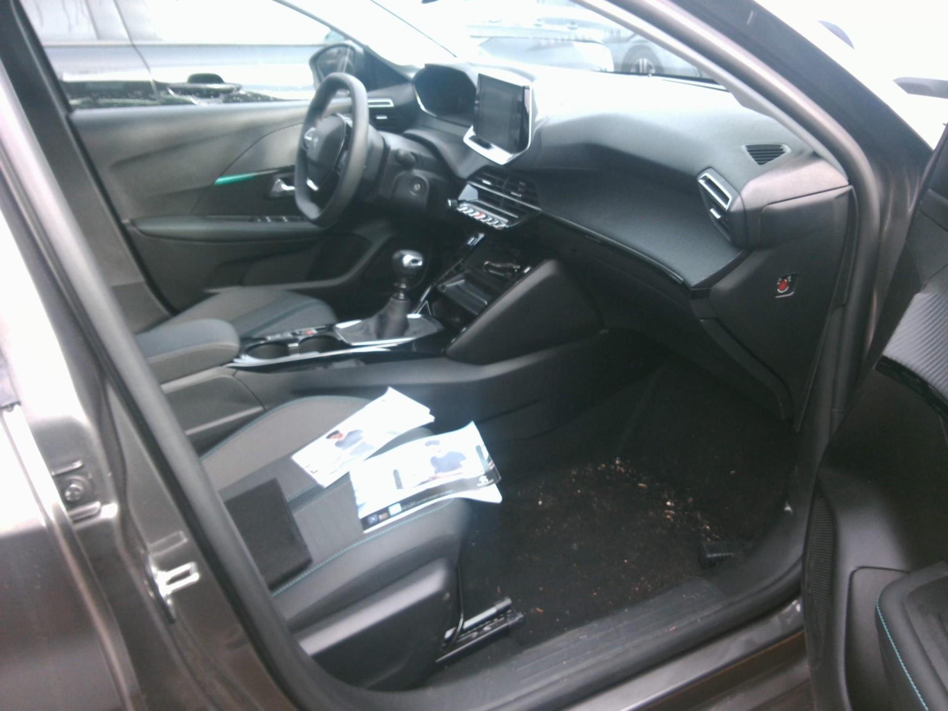 Peugeot 208 PureTech 100 S&S BVM6 Allure 2023