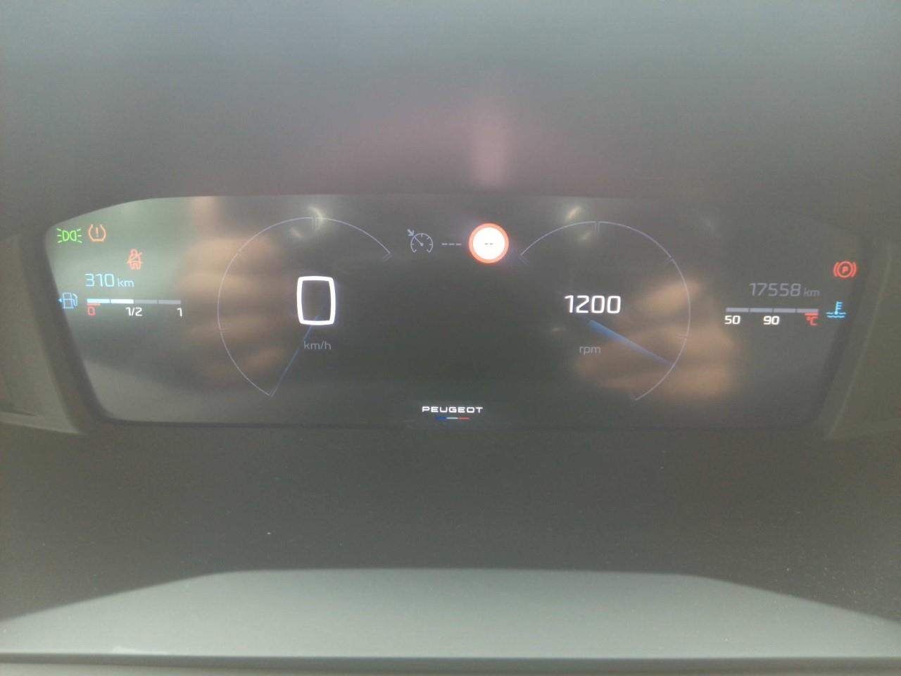 Foto Peugeot 208 10