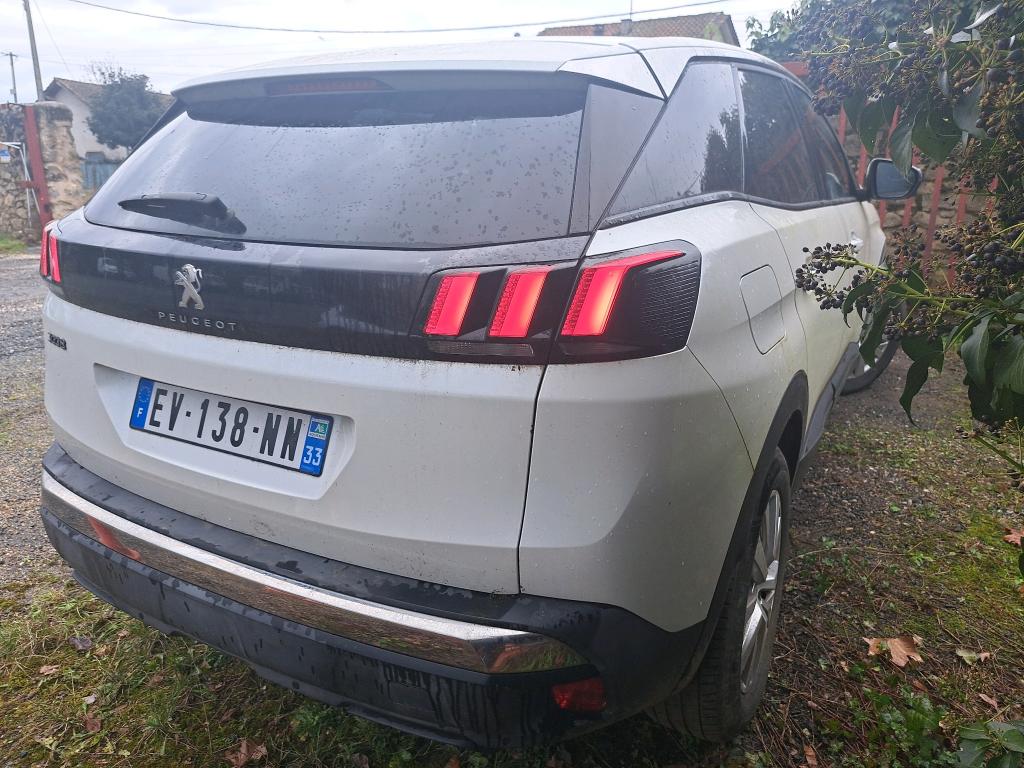 Peugeot 3008 1.6 BlueHDi 120ch S&S EAT6 Active Business 2018