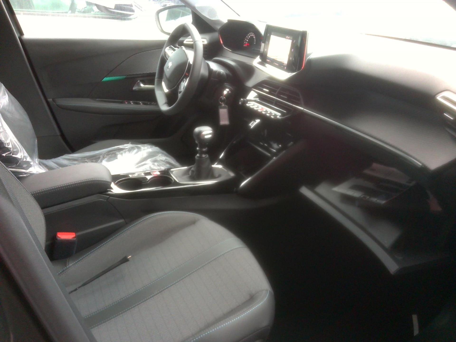 Peugeot 208 BlueHDi 100 S&S BVM6 Allure 2023