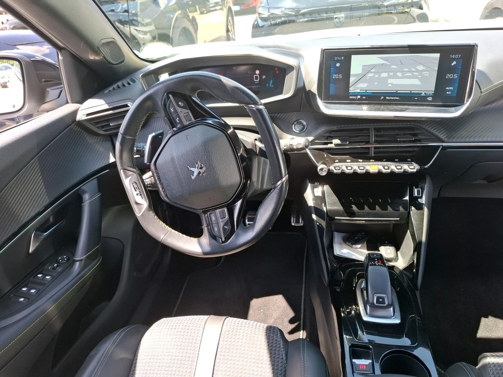 Peugeot 2008 BlueHDi 130 S&S EAT8 GT 2021