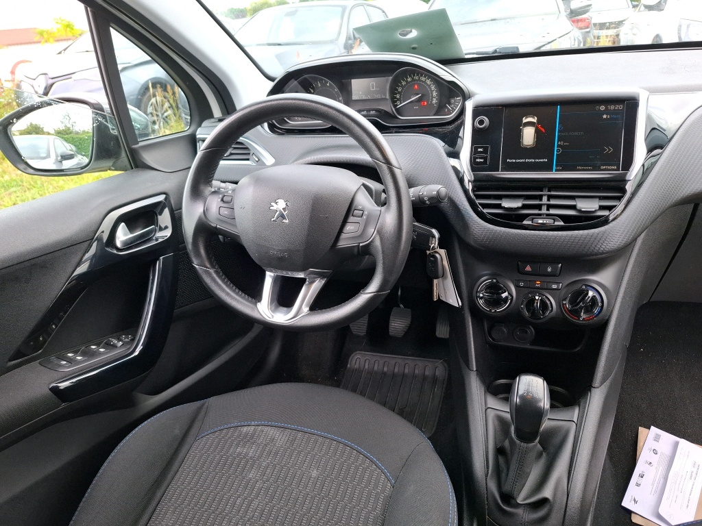 Peugeot 208 PureTech 82ch S&S BVM5 6.2 Evap Signature 2020