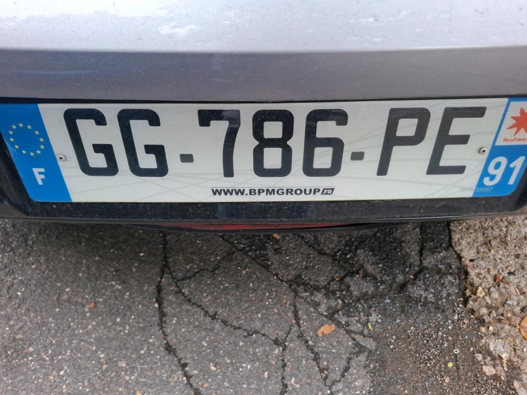 Peugeot 208 PureTech 100 S&S EAT8 GT 2022