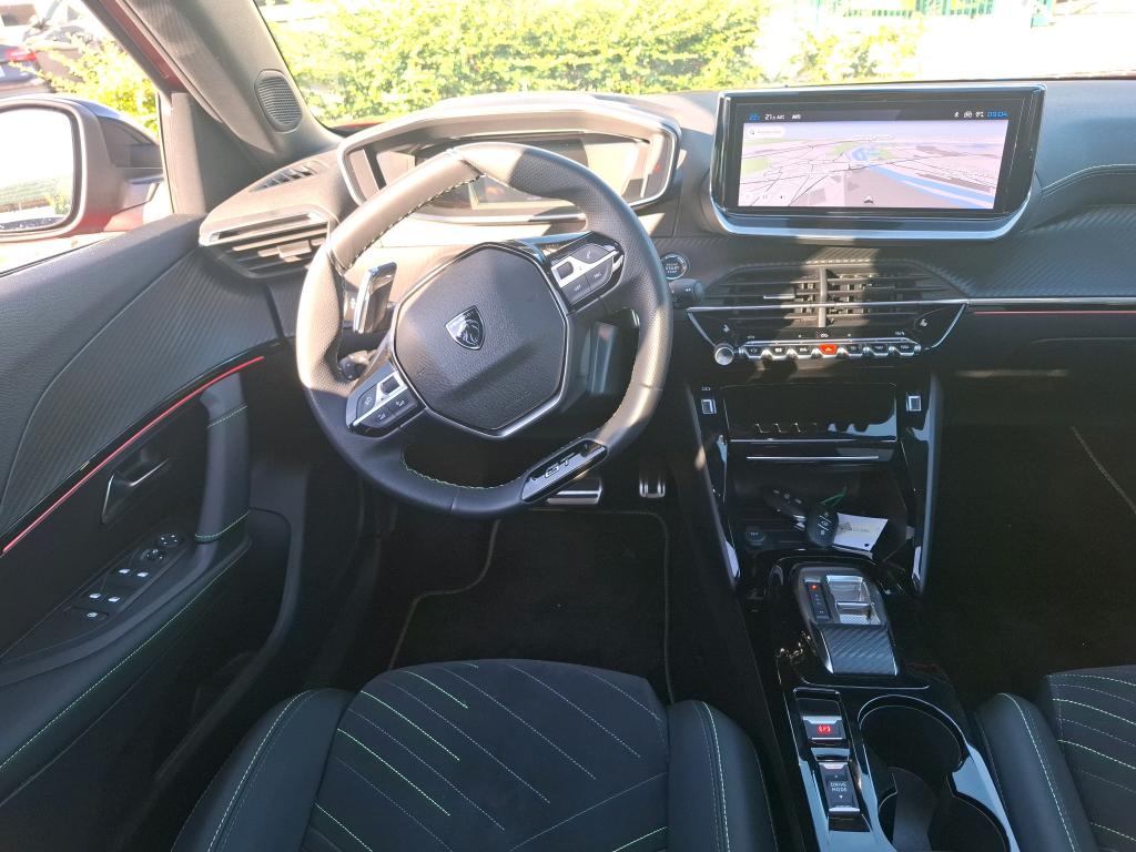 Peugeot 2008 Hybrid 145 ch e-DCS6 GT 2025