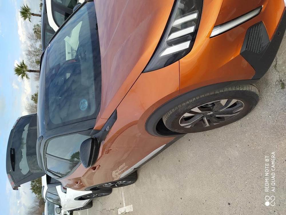 Foto Peugeot 2008 9