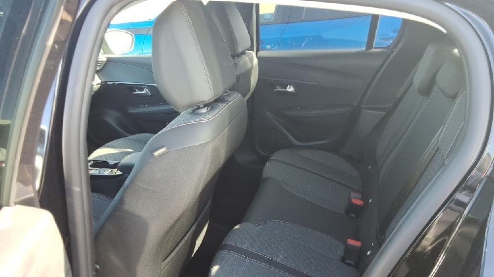 Foto Peugeot 208 10