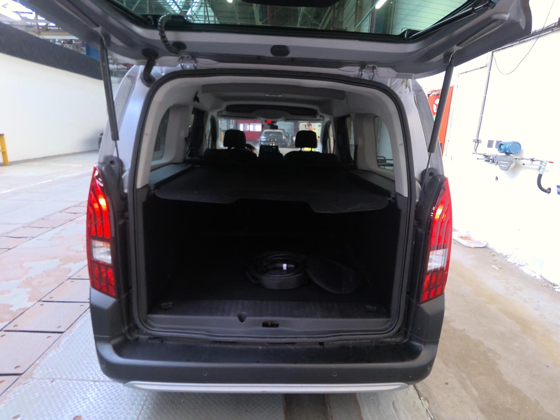 Peugeot Rifter XL e136ch 5pl GT 2023