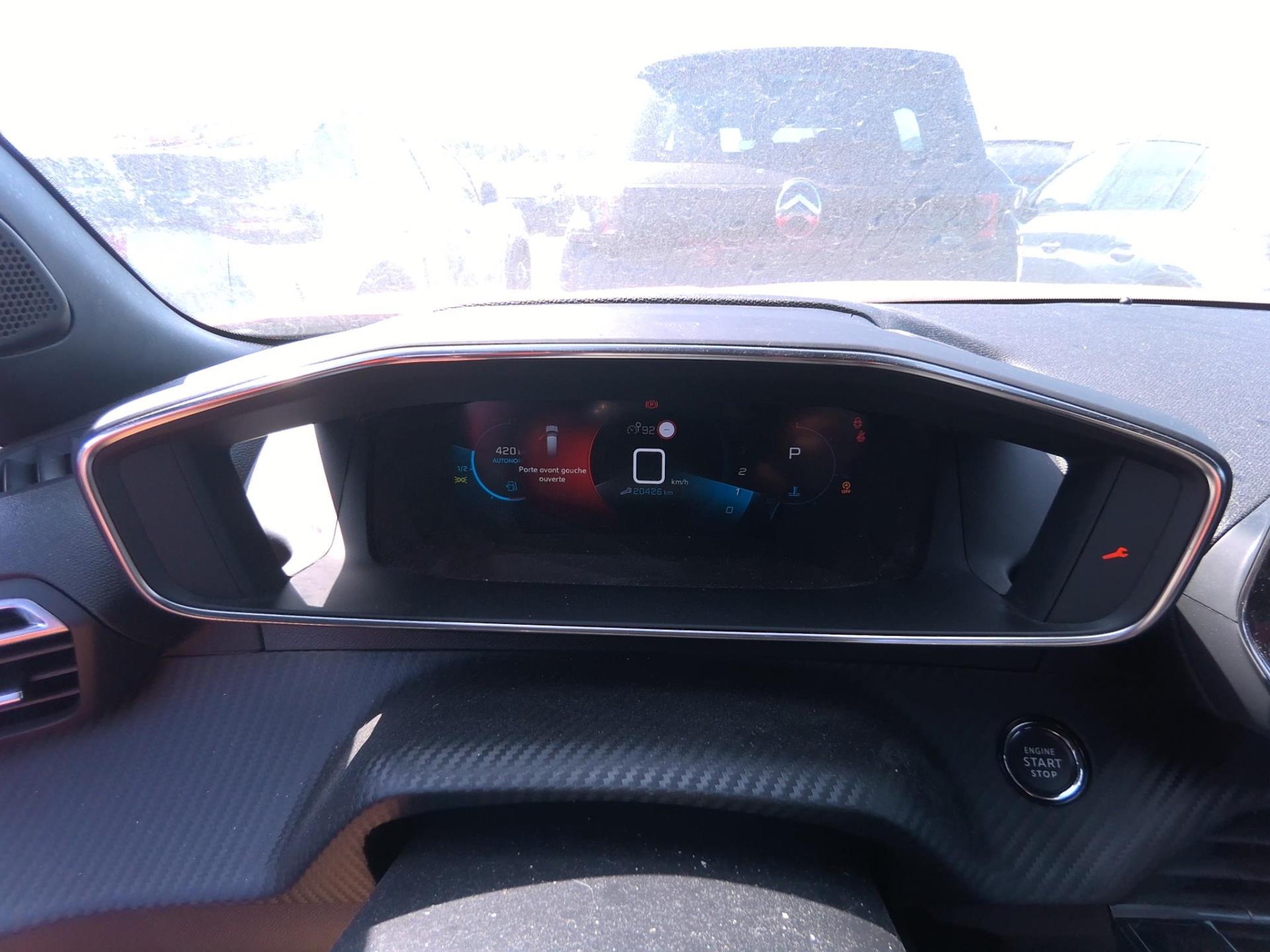 Peugeot 2008 PureTech 130 S&S EAT8 GT 2023