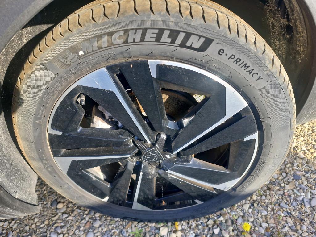 Peugeot 408 Hybrid 136 e-DCS6 Allure 2024