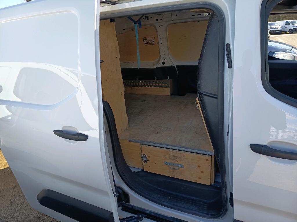 Peugeot PARTNER FOURGON STANDARD 1000 KG BLUEHDI 100 S&S BVM5 ASPHALT 2020