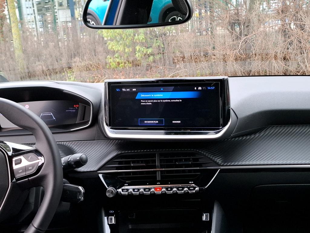 Peugeot 208 Hybrid 136 e-DCS6 Allure 2025