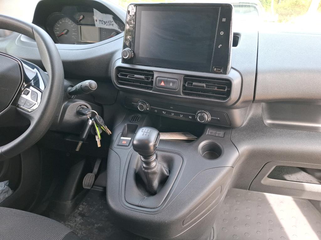 Peugeot PARTNER FOURGON STANDARD 650 KG PURETECH 110 S&S BVM6 PREMIUM 2021