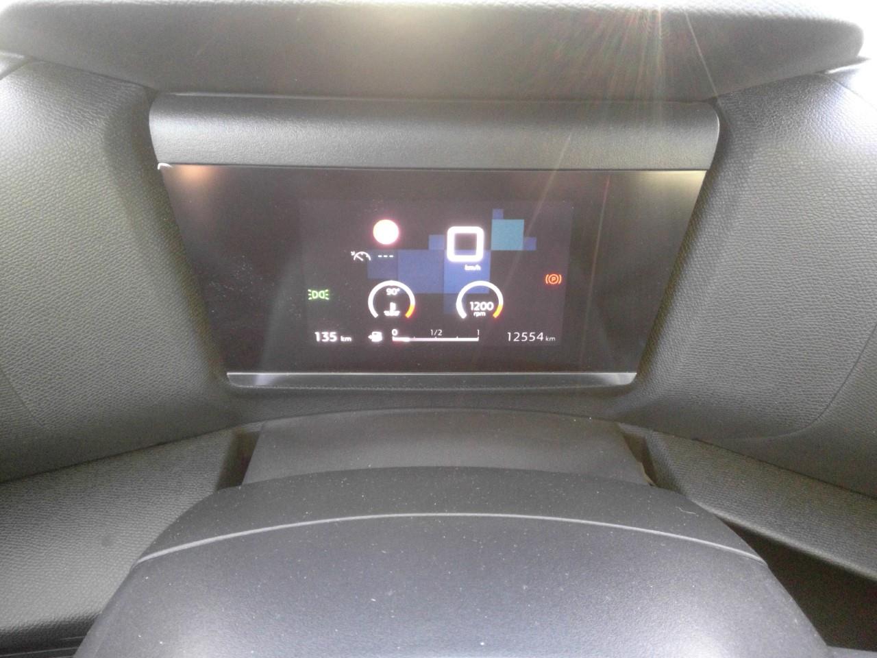Foto Citroën C4 X 5