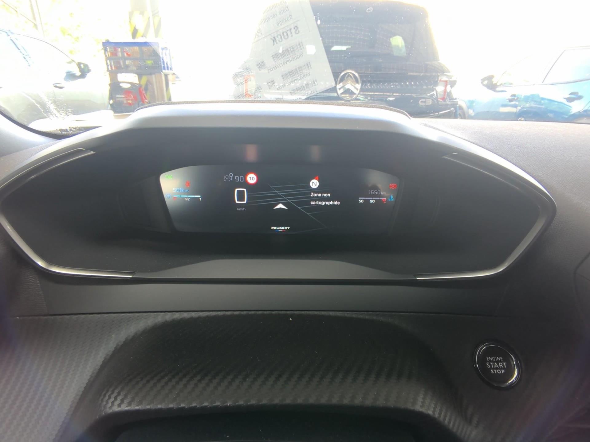 Peugeot 2008 Turbo 100 ch BVM6 Allure 2026