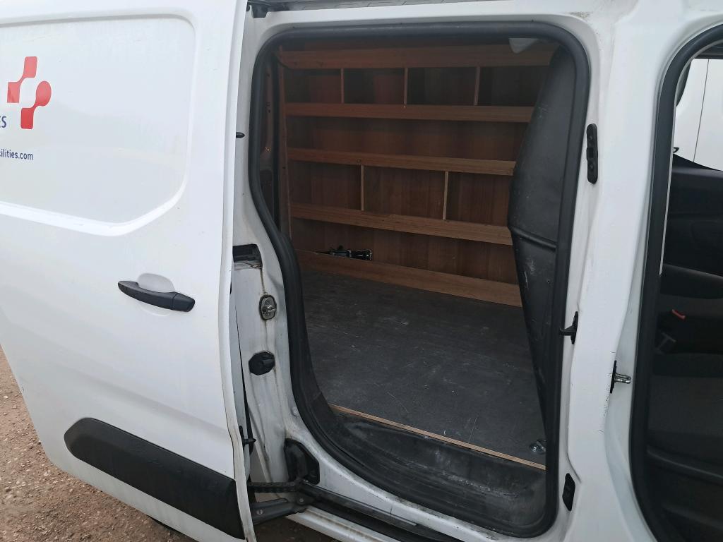 Peugeot PARTNER FOURGON STANDARD 650 KG BLUEHDI 100 BVM5 PREMIUM 2019