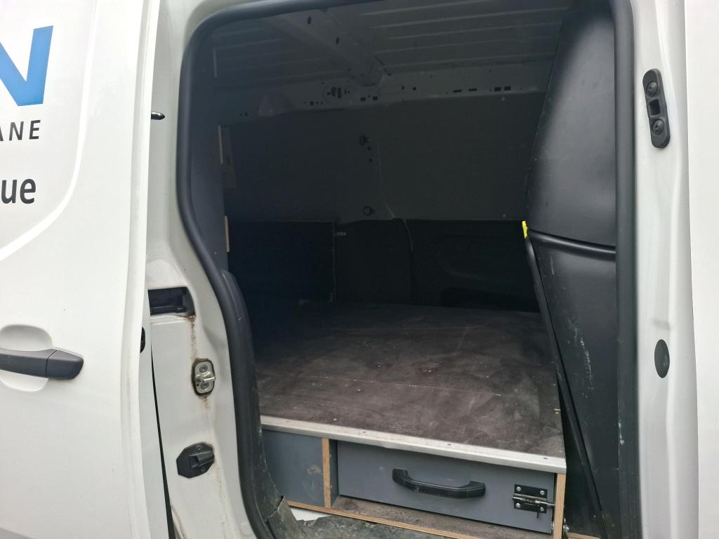 Peugeot PARTNER FOURGON LONG 950 KG BLUEHDI 100 S&S BVM6 ASPHALT 2022